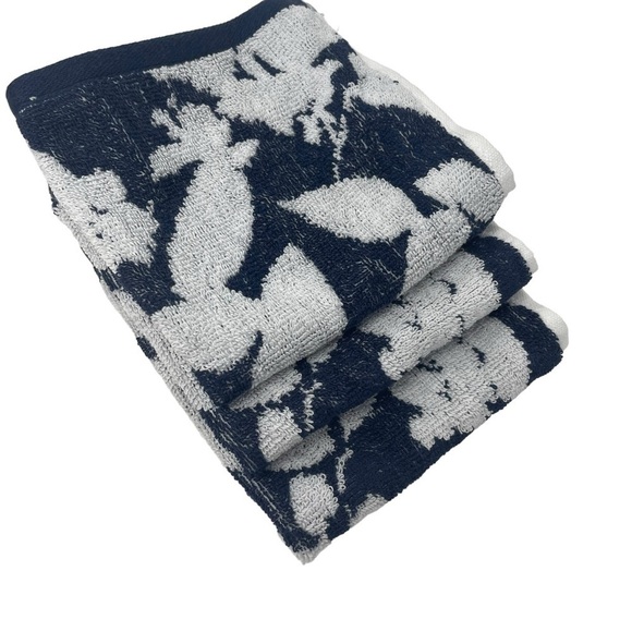 Lauren Ralph Lauren Sanders Club Navy Floral set of 3  Wash cloths NWT - Picture 1 of 4